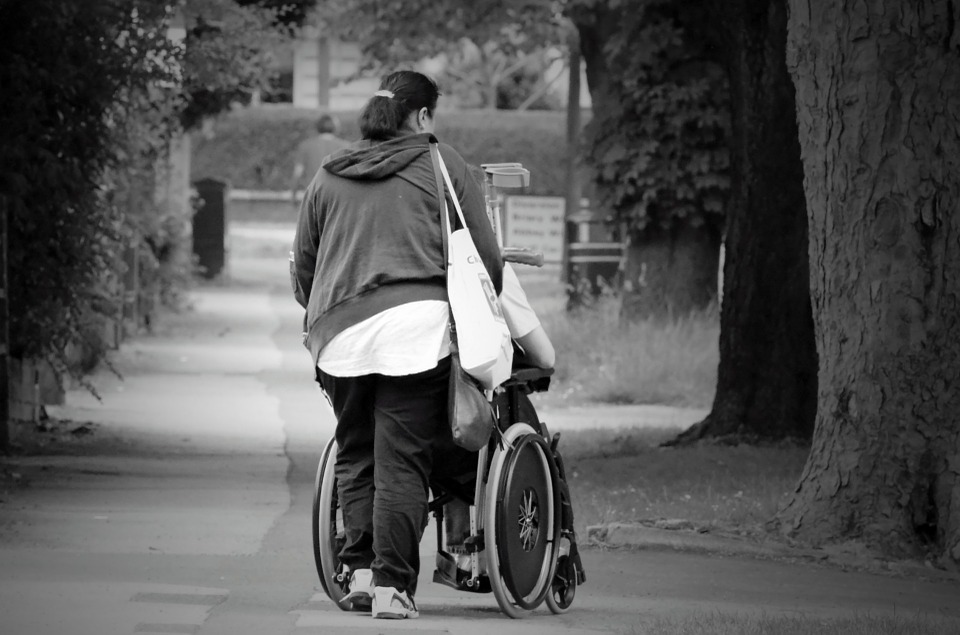 Dr Handicap - pushing in wheelchair