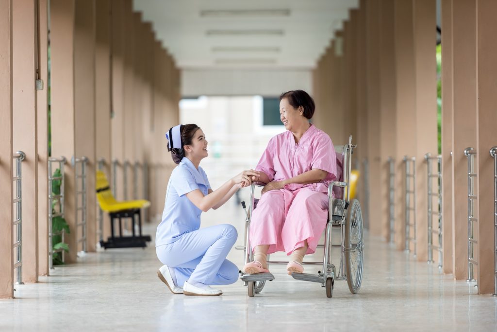 Dr Handicap - nurse with patient