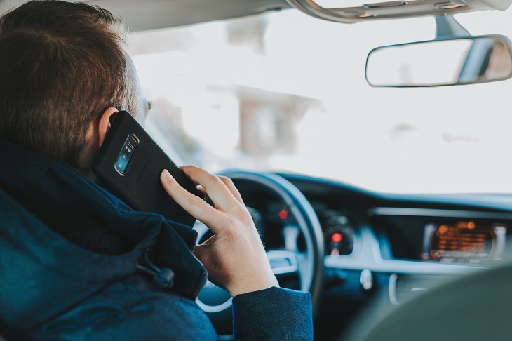 Dr Handicap - using phone in car