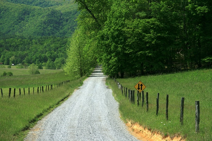 road in tennessee