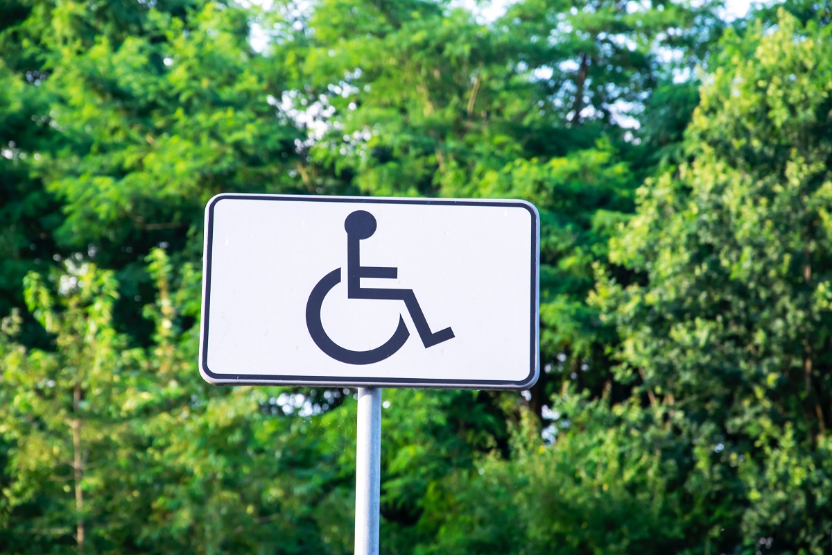 universal access disabled parking symbol